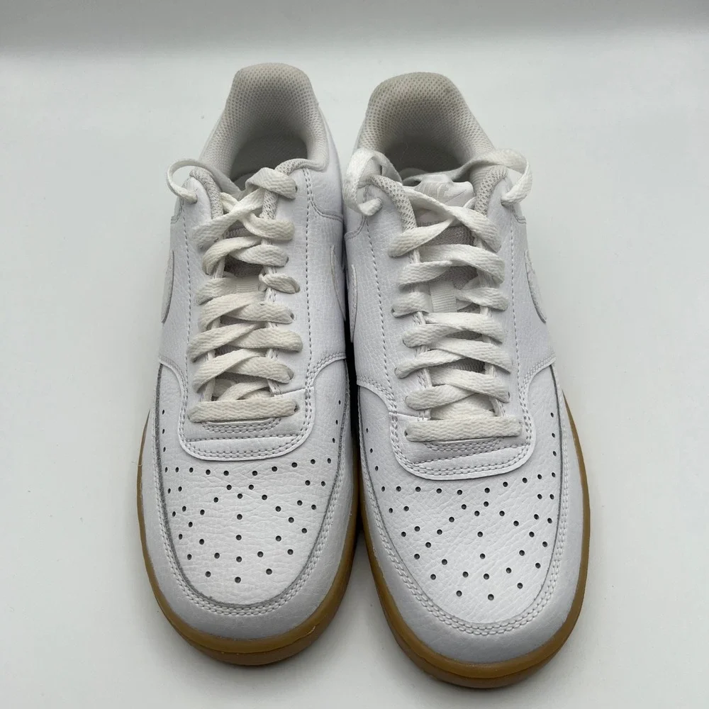 Nike Court Vision Low Mens 7.5 White‎ Gum Pebbled Leather Low Top Sneakers